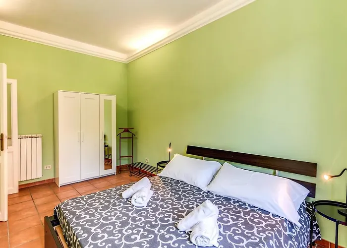 Apartament Lovely Flat In Testaccio Rzym